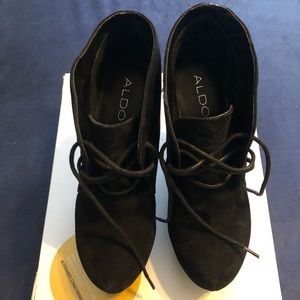 New With Tags Aldo Black Suede Booties Size 8 in a box